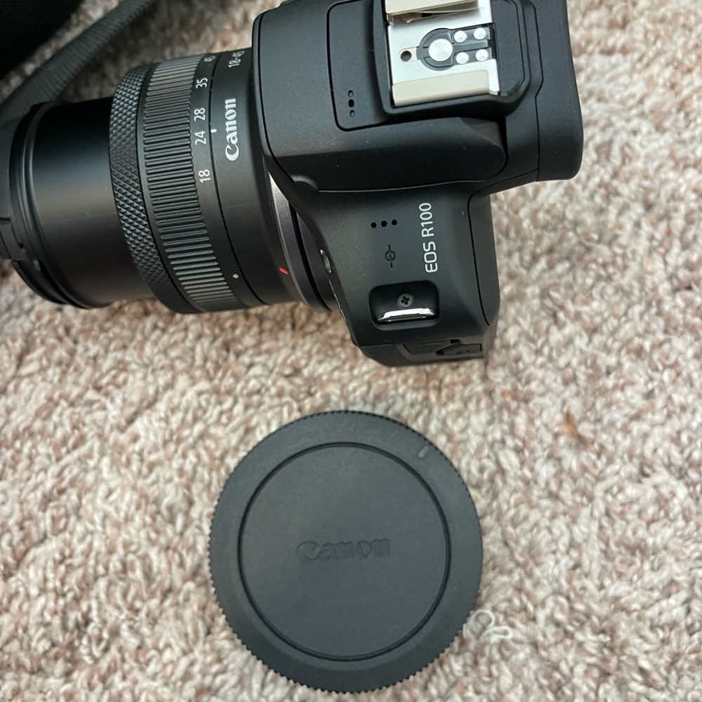 Canon Camera - Picture 12 of 17